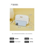 PU女包厂2025亚马逊热款潮绣花格斜挎小方包时尚简约手机包相机包